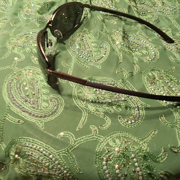 Pirahna glasses   - Picture 7 of 9